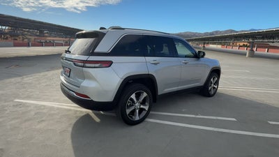 2022 Jeep Grand Cherokee 4xe Limited 4x4