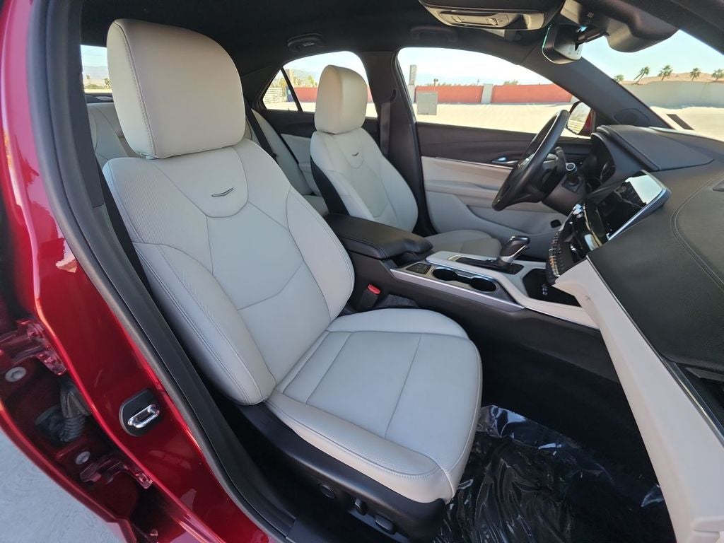 2023 Cadillac CT4 Premium Luxury