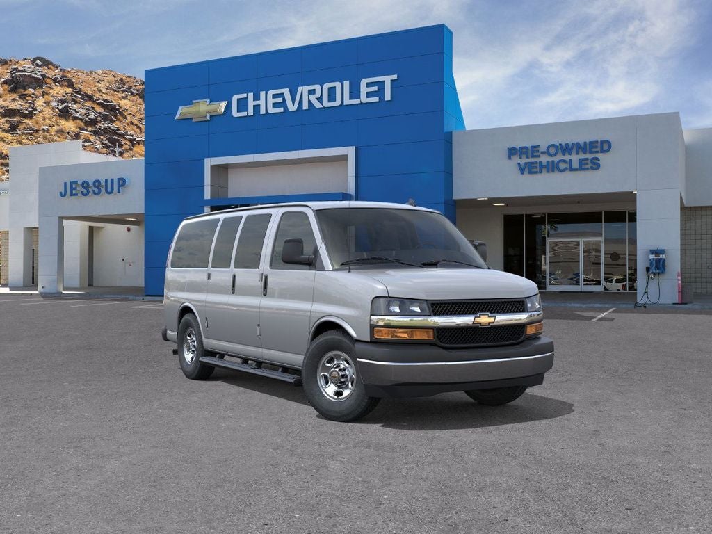 2026 Chevrolet Express Passenger 2500 1LT
