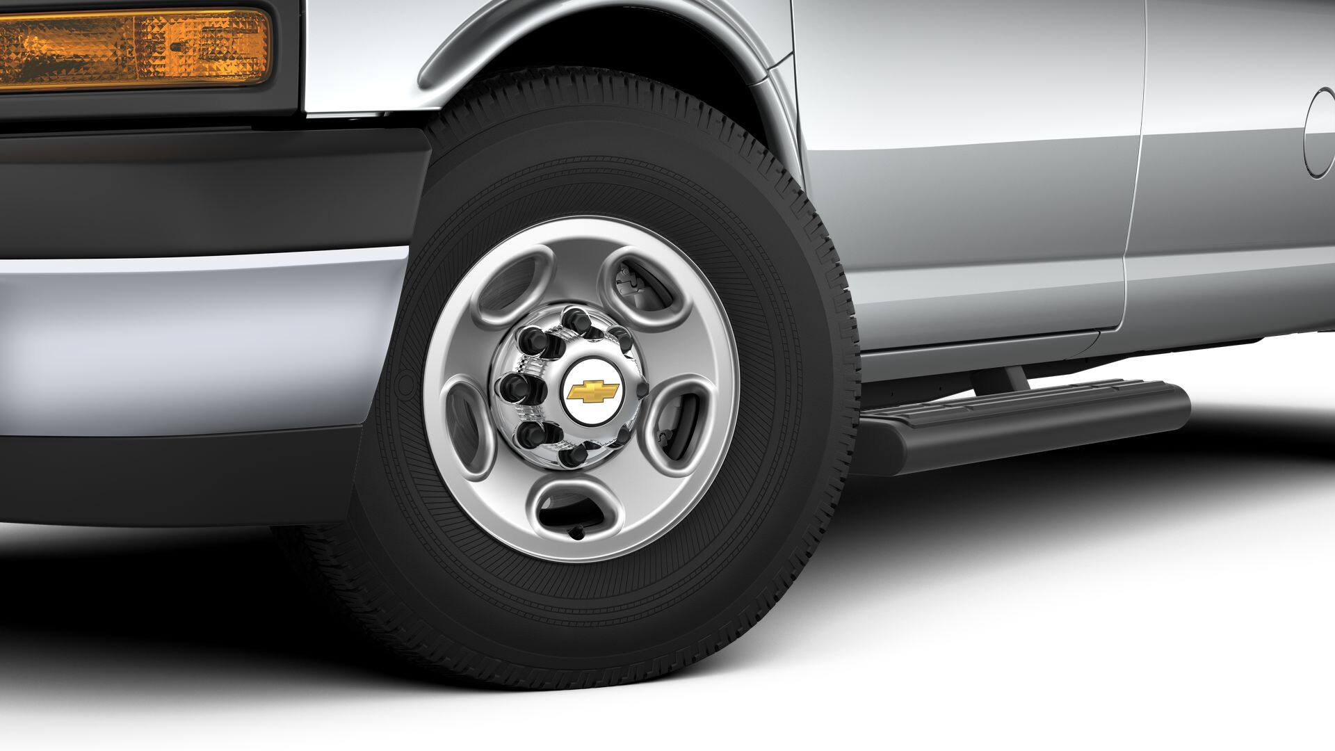 2026 Chevrolet Express Passenger 2500 1LT