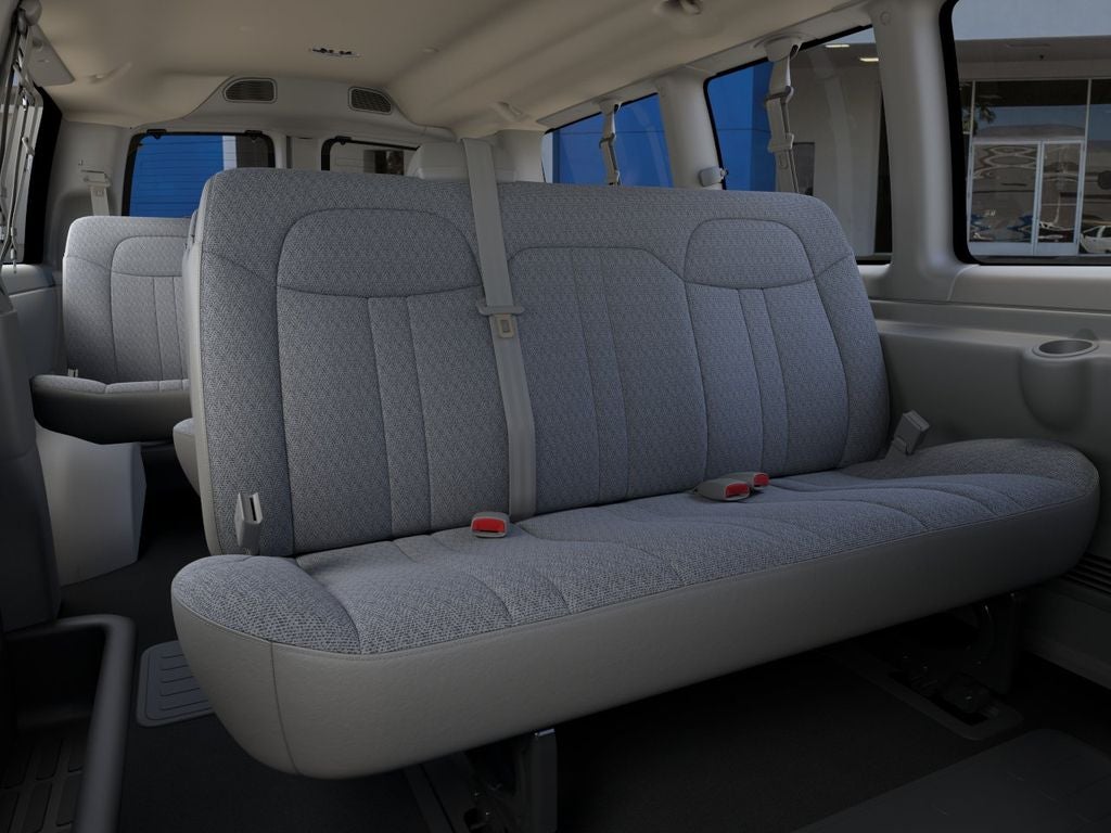 2026 Chevrolet Express Passenger 1LT