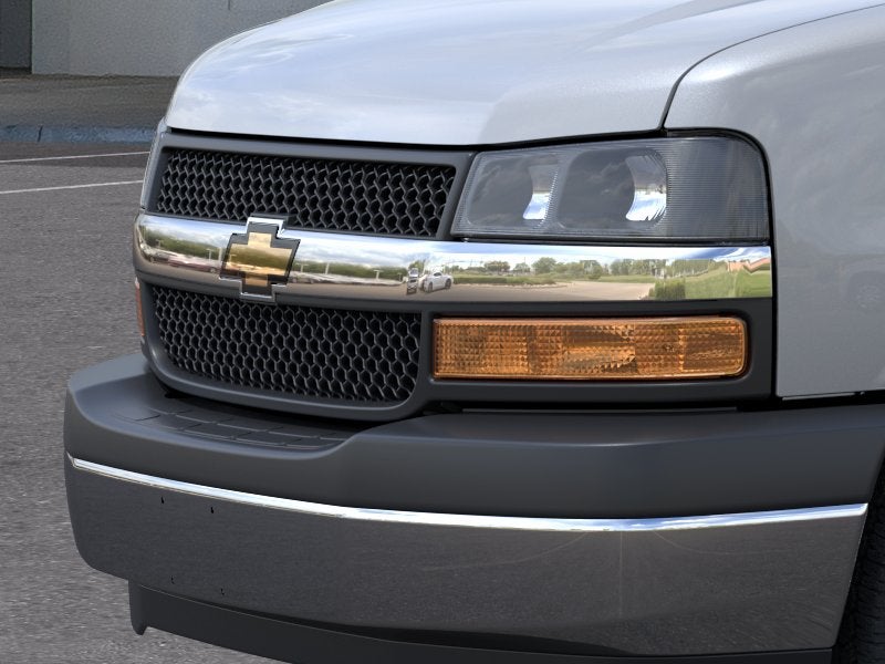 2026 Chevrolet Express Passenger LT