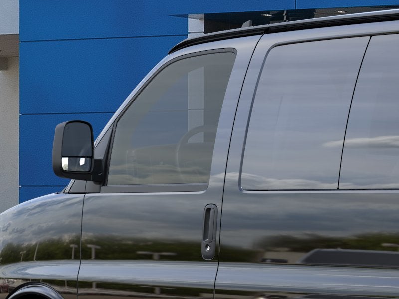 2026 Chevrolet Express Passenger 1LT