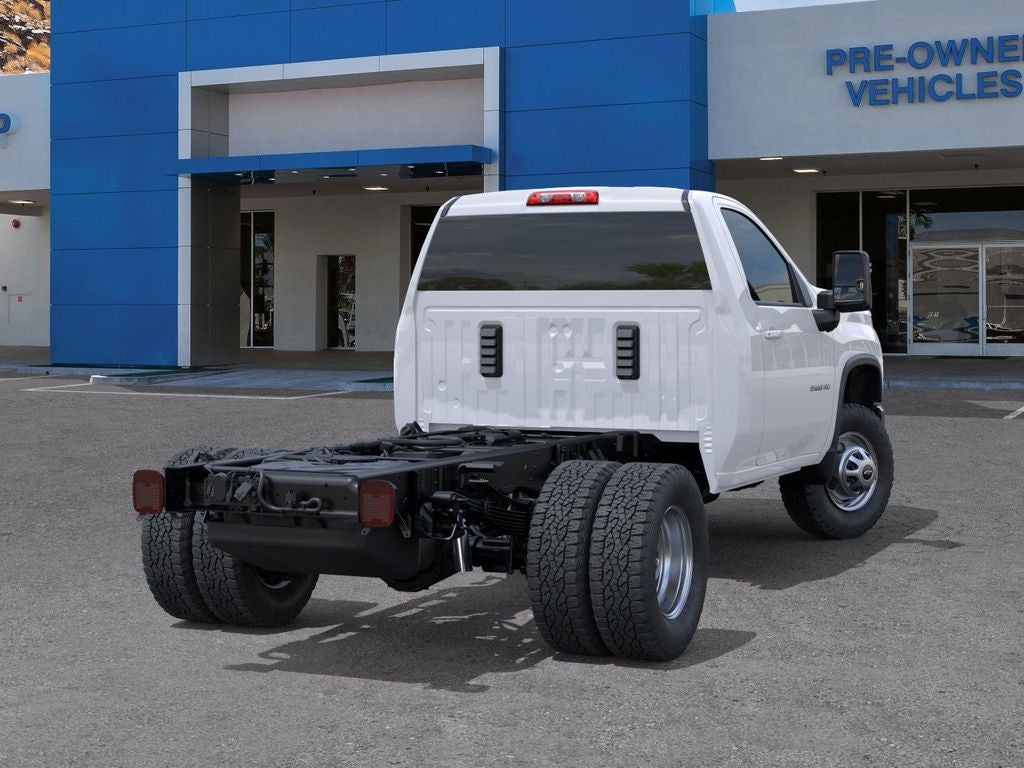2025 Chevrolet Silverado 3500 HD Chassis Cab Work Truck