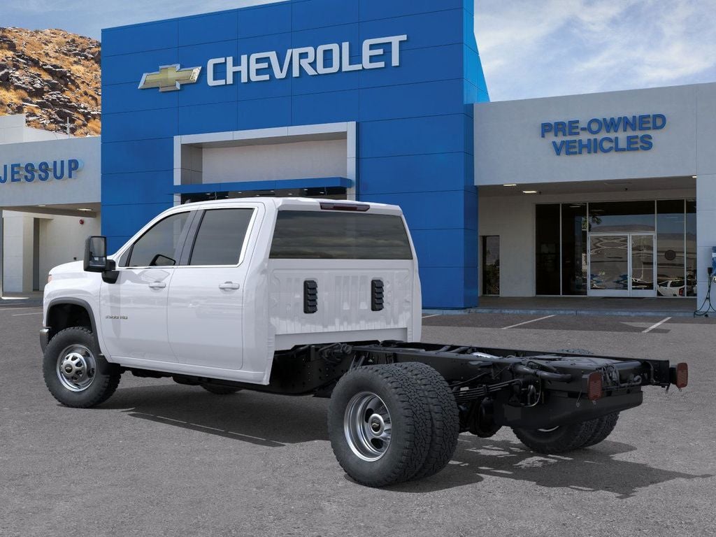 2025 Chevrolet Silverado 3500 HD Chassis Cab Work Truck
