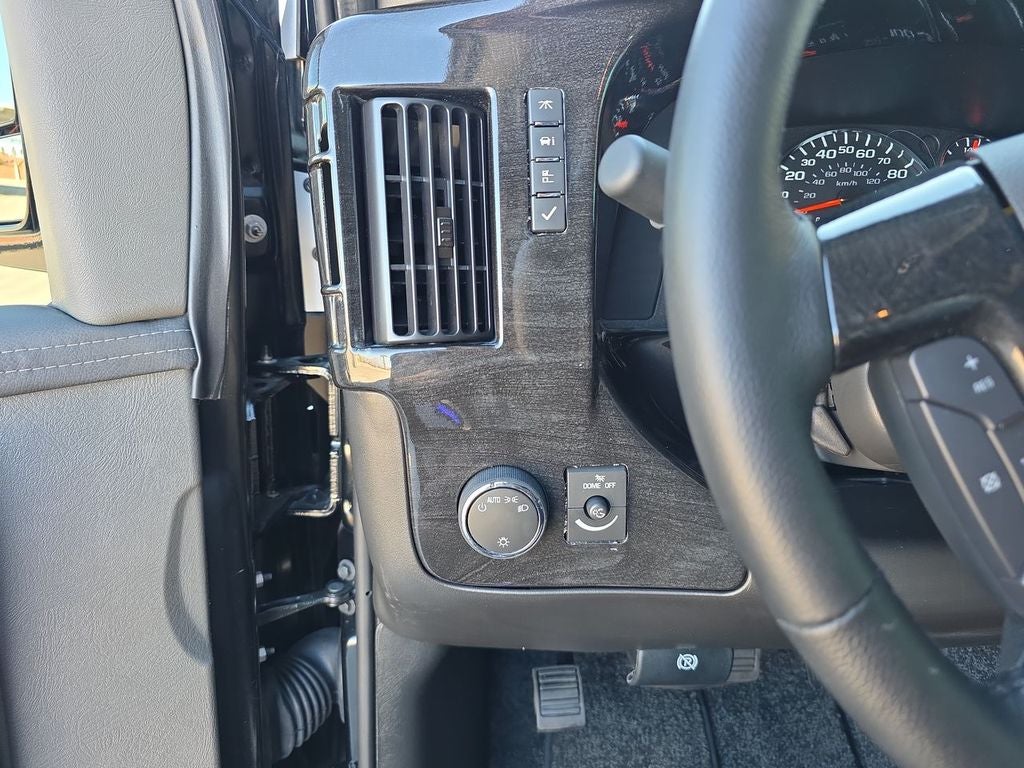 2025 Chevrolet Express Cargo 2500 WT