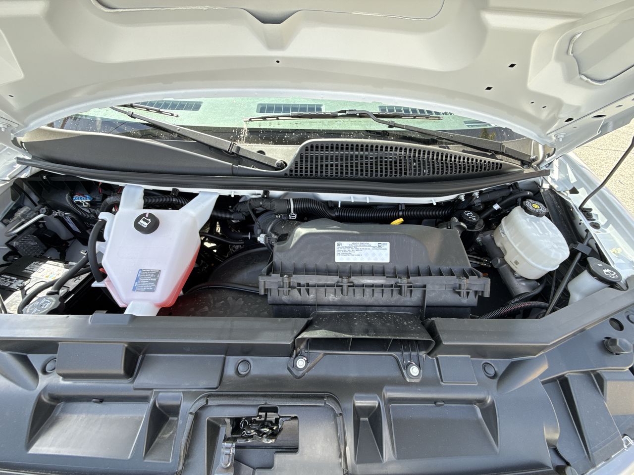 2025 Chevrolet Express Cargo 2500 WT