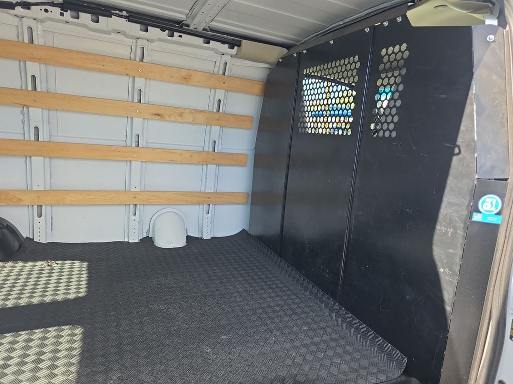 2024 Chevrolet Express Cargo 2500 WT