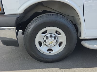 2024 Chevrolet Express Cargo 2500 WT