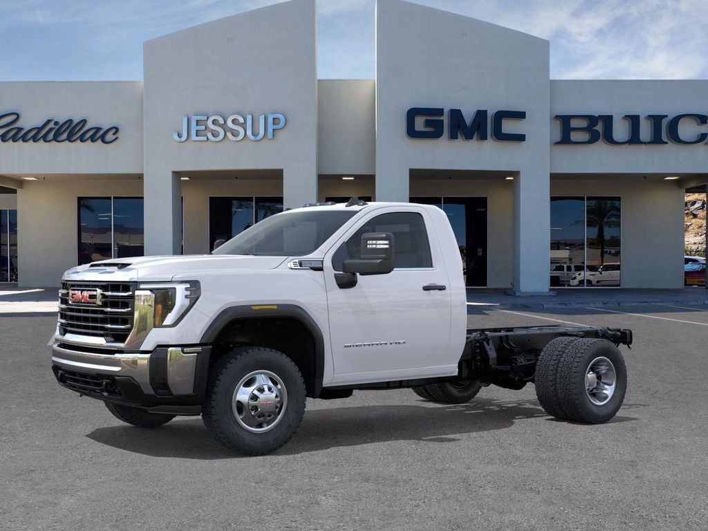 2026 GMC Sierra 3500 HD Chassis Cab Pro