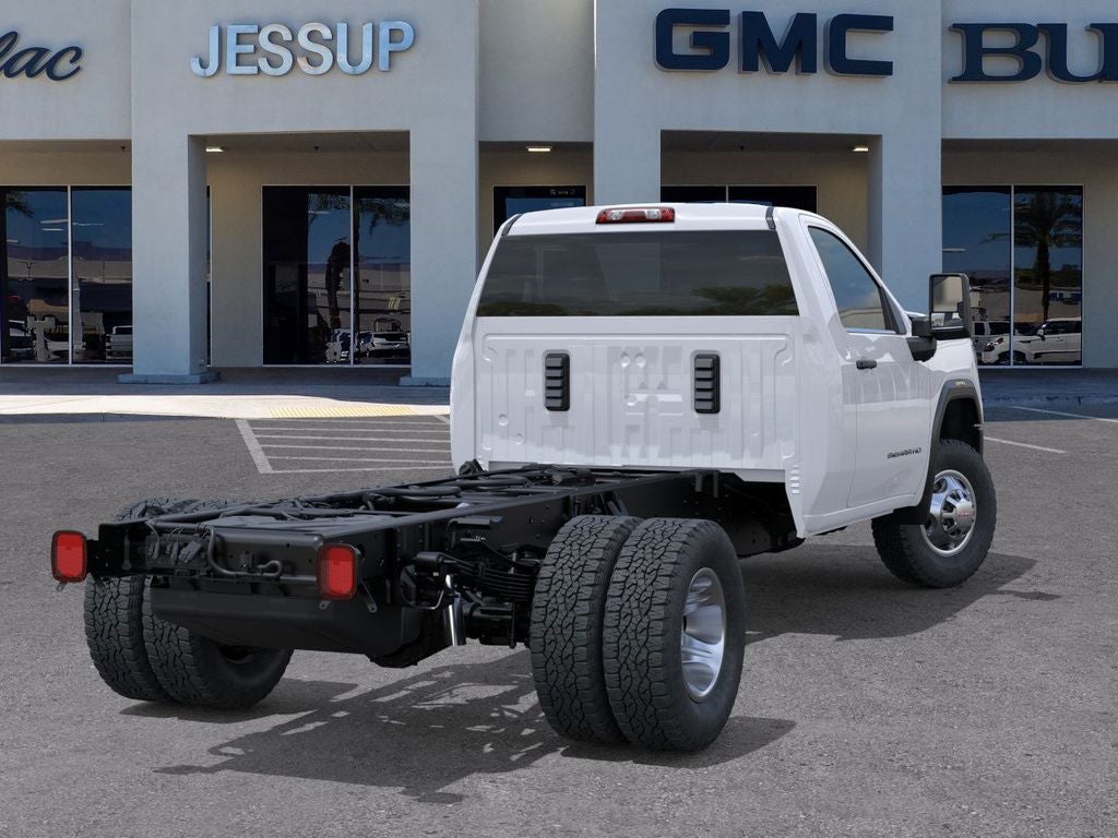 2026 GMC Sierra 3500 HD Chassis Cab Pro