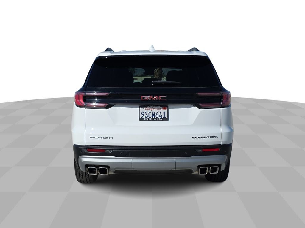 2025 GMC Acadia Elevation