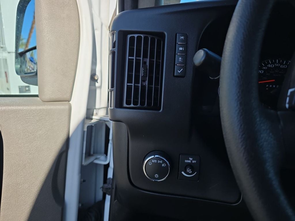 2023 GMC Savana Cargo 2500 Work Van