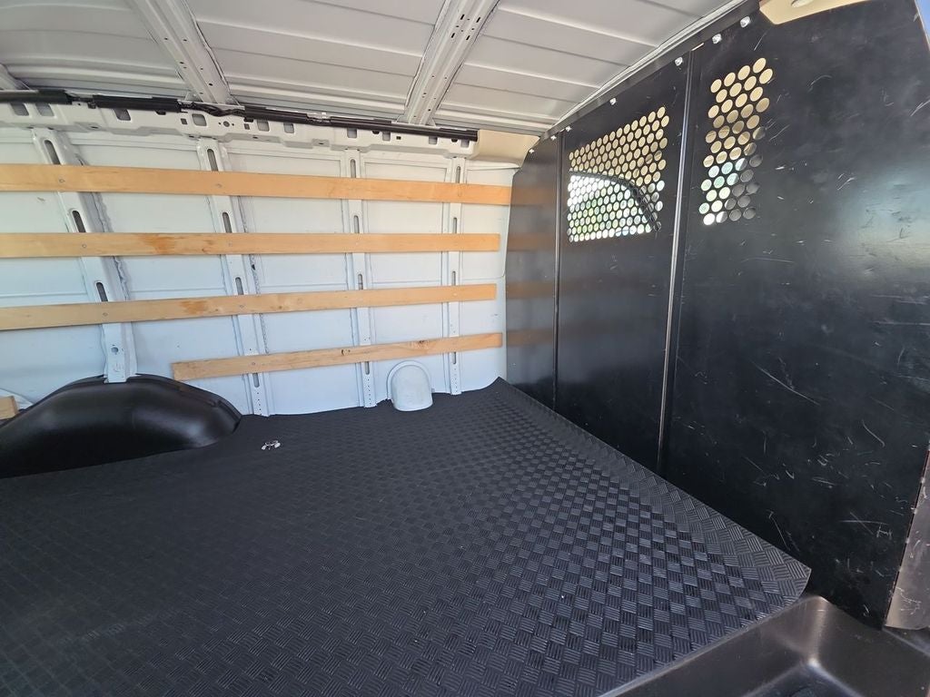 2023 GMC Savana Cargo 2500 Work Van