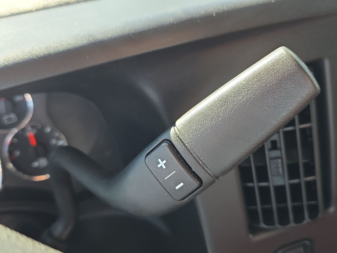 2023 GMC Savana Cargo 2500 Work Van