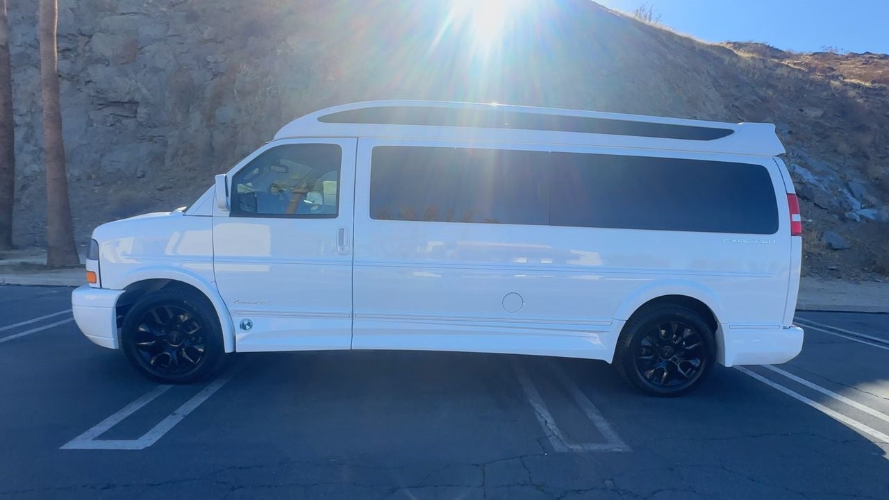 2024 GMC Savana Cargo 2500 Work Van