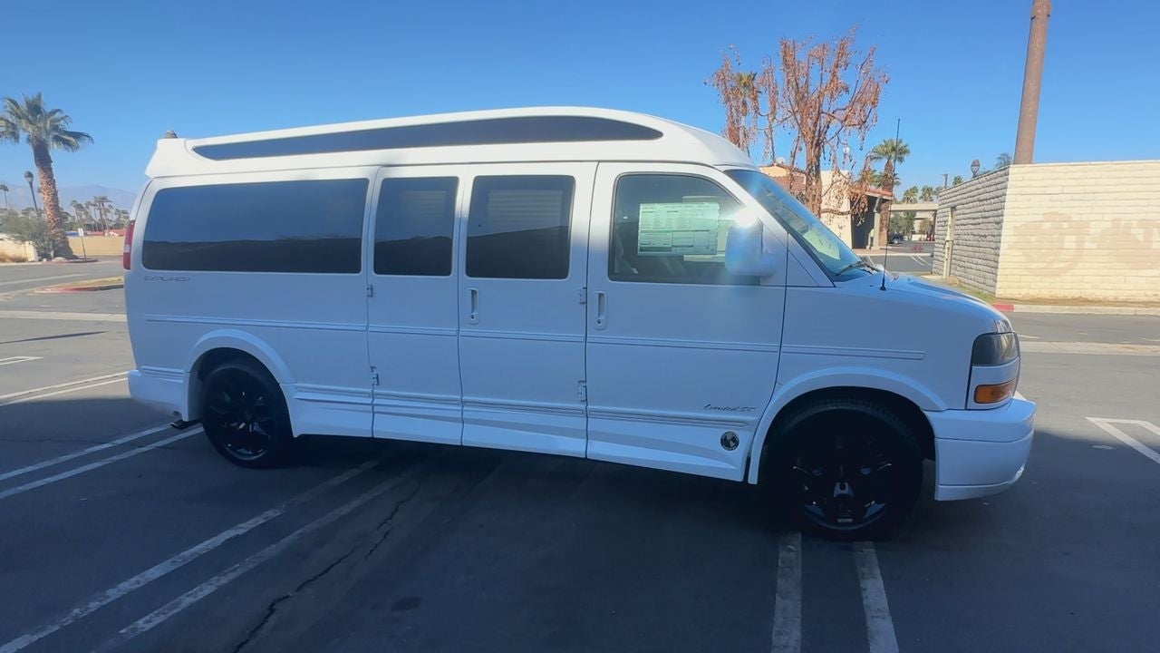 2024 GMC Savana Cargo 2500 Work Van