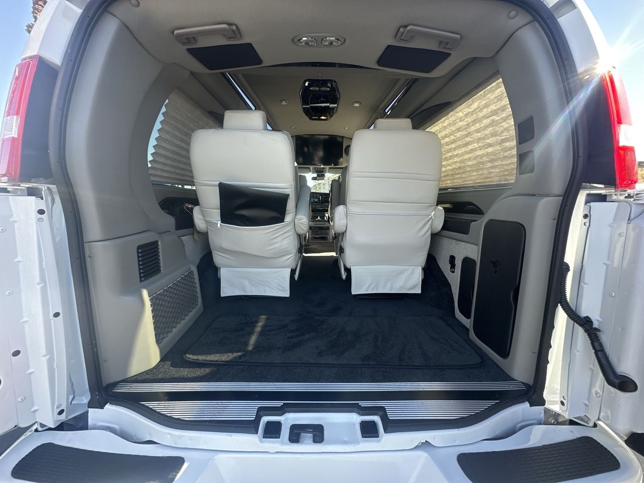 2024 GMC Savana Cargo 2500 Work Van