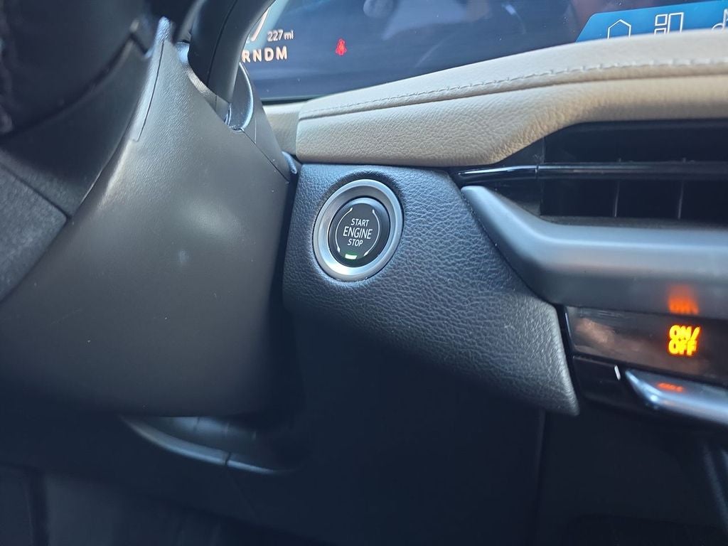 2024 Cadillac XT4 Premium Luxury