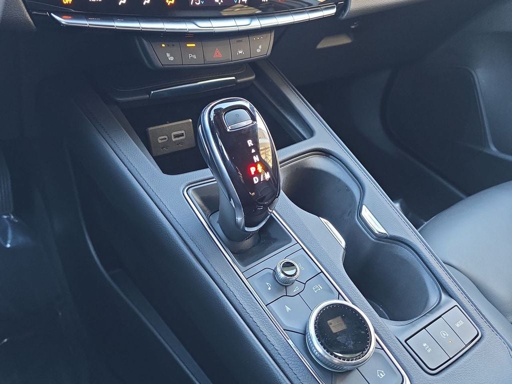 2025 Cadillac XT4 Premium Luxury