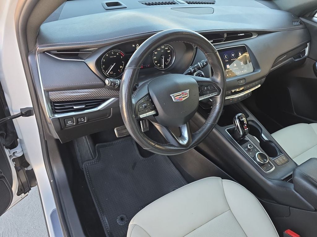 2023 Cadillac XT4 Sport