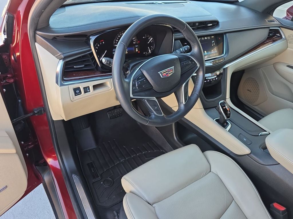 2017 Cadillac XT5 Luxury FWD