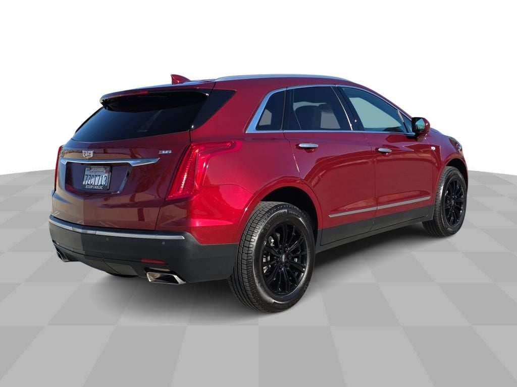 2017 Cadillac XT5 Luxury FWD