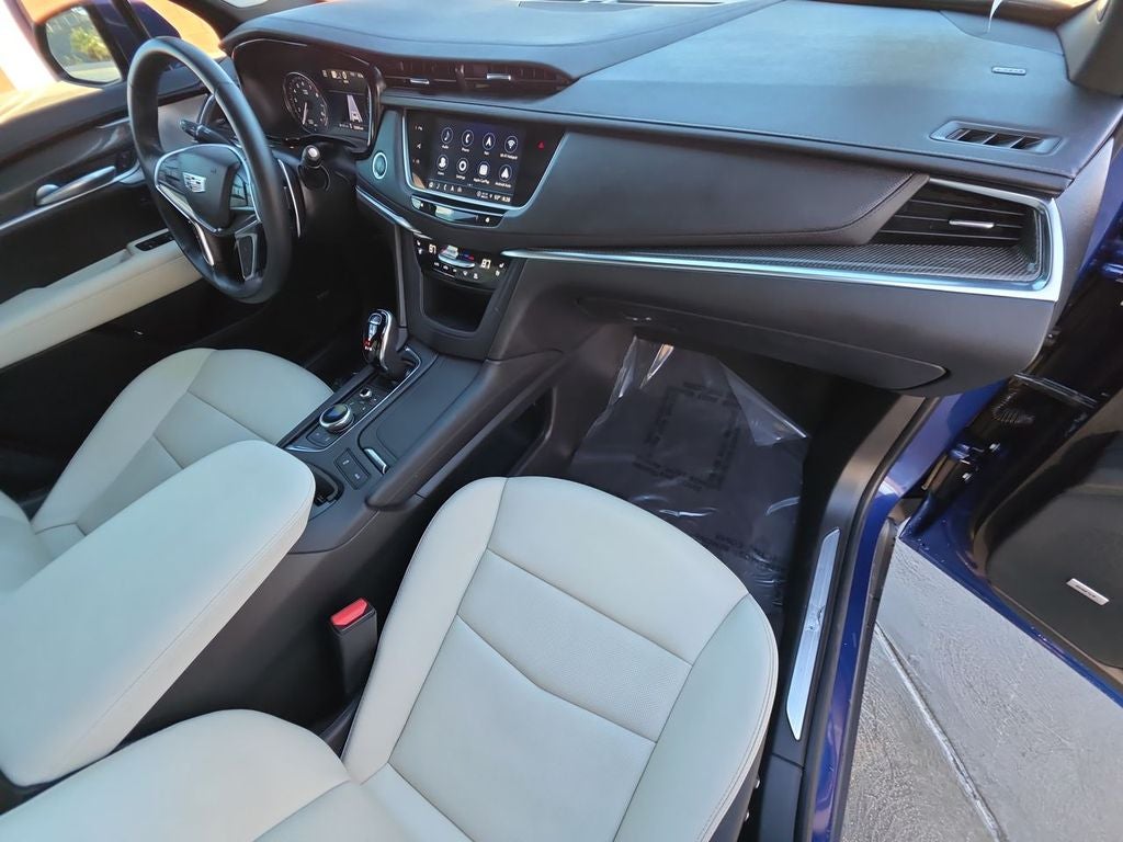 2023 Cadillac XT5 Sport