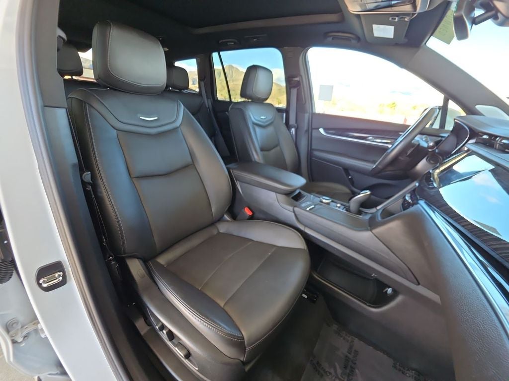 2023 Cadillac XT6 Premium Luxury