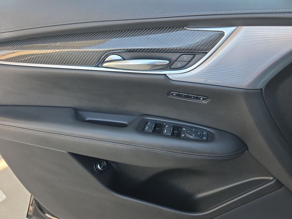 2024 Cadillac XT6 Sport