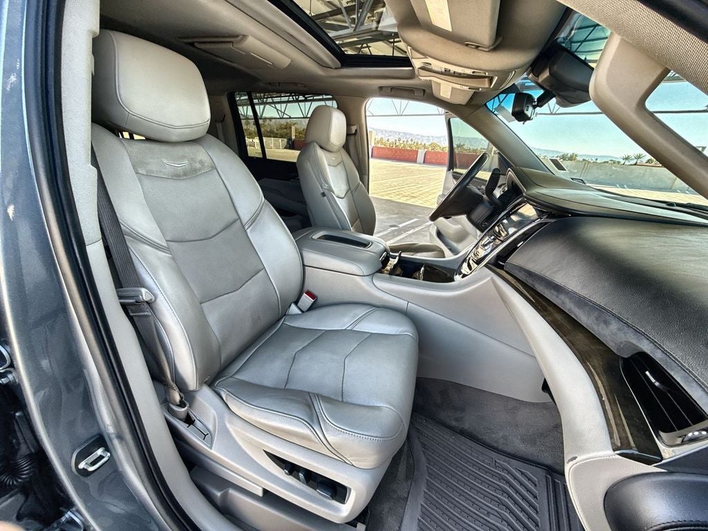 2019 Cadillac Escalade ESV Luxury