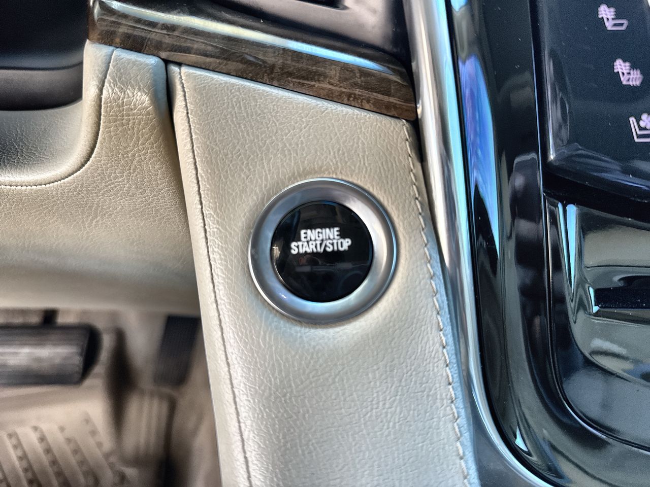 2019 Cadillac Escalade ESV Luxury