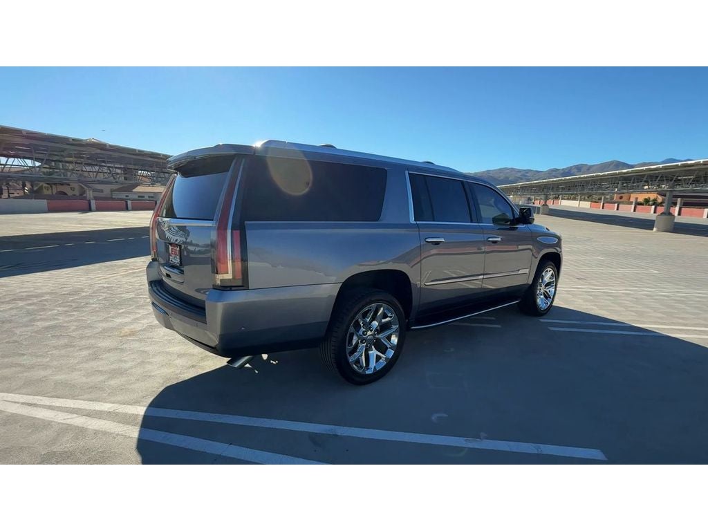2019 Cadillac Escalade ESV Luxury