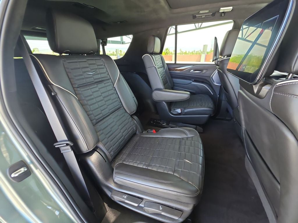 2024 Cadillac Escalade Premium Luxury Platinum