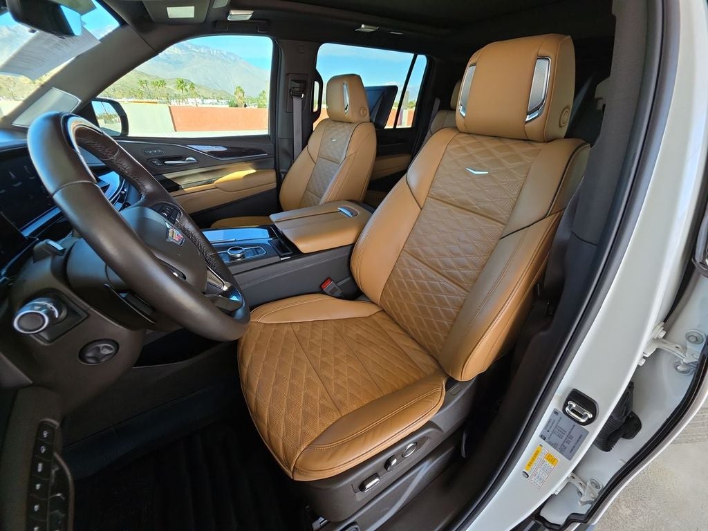 2023 Cadillac Escalade ESV Sport