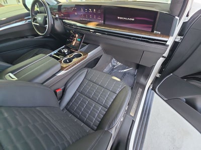 2025 Cadillac Escalade Sport Platinum