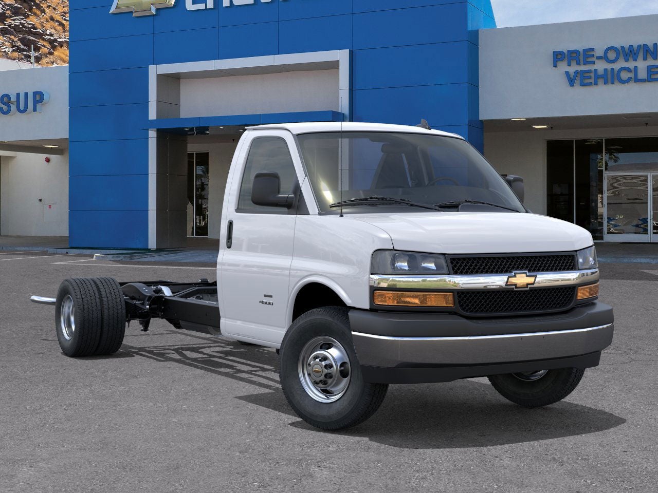 2025 Chevrolet Express Cutaway 3500 1WT