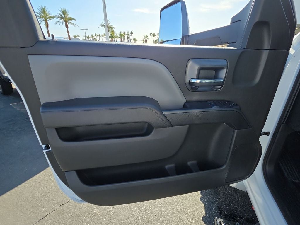 2024 Chevrolet Silverado 5500 HD Work Truck