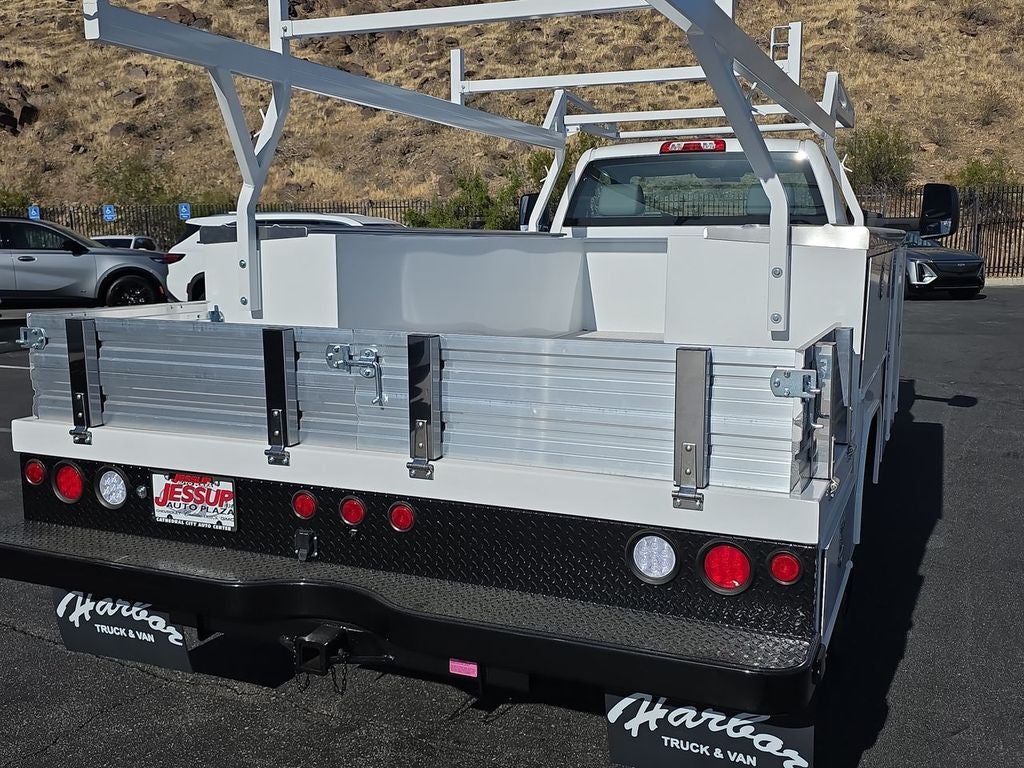 2024 Chevrolet Silverado 5500 HD Work Truck