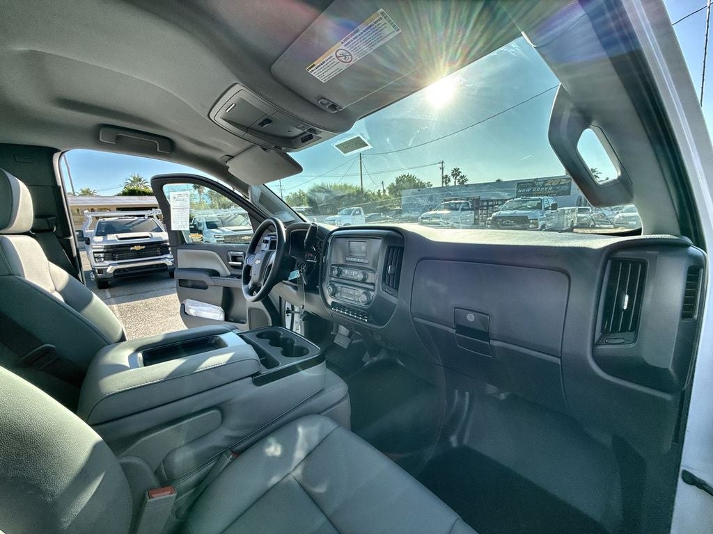 2024 Chevrolet Silverado 5500 HD Work Truck