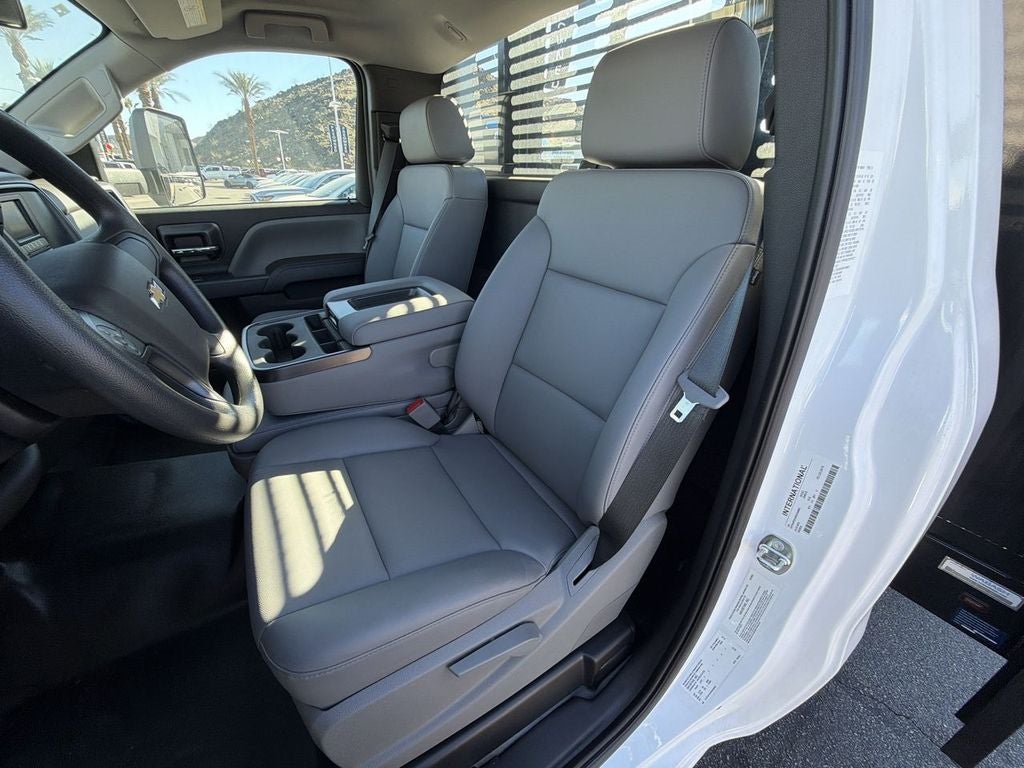 2024 Chevrolet Silverado 5500 HD Work Truck