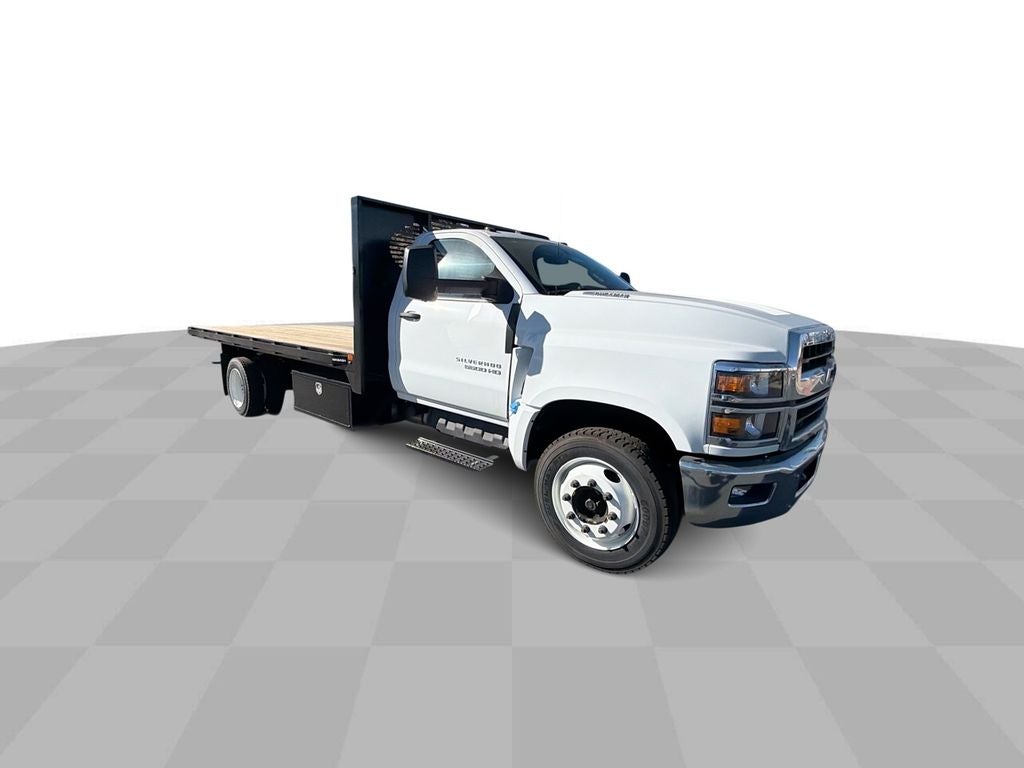 2024 Chevrolet Silverado 5500 HD Work Truck