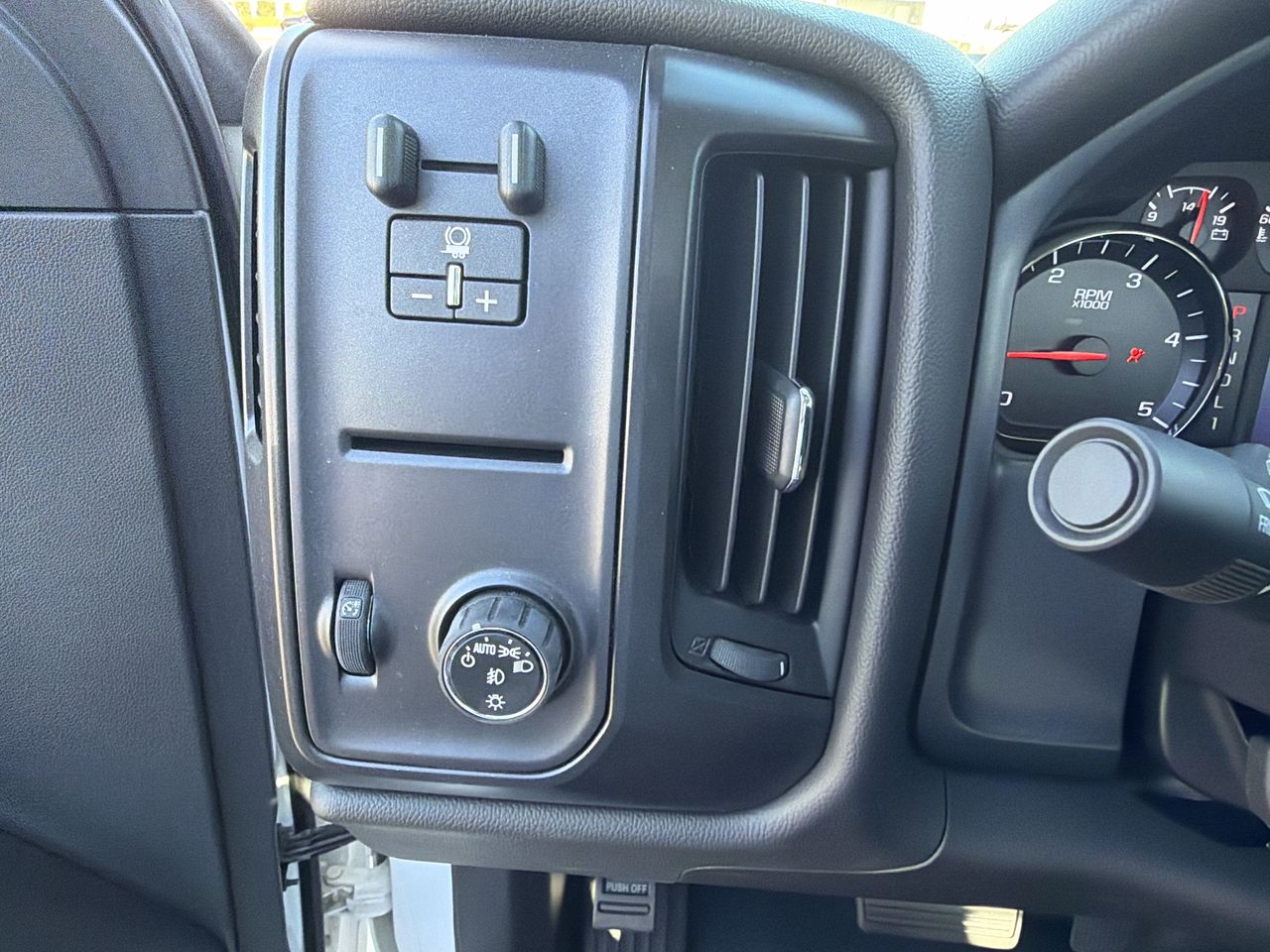 2024 Chevrolet Silverado 5500 HD Work Truck