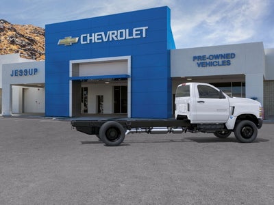 2025 Chevrolet Silverado 4500 HD Work Truck