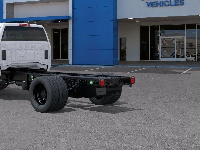 2025 Chevrolet Silverado 4500 HD Work Truck