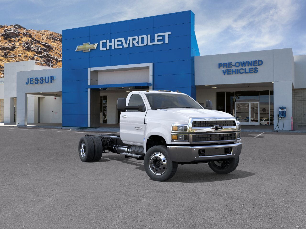 2025 Chevrolet Silverado 6500 HD Work Truck