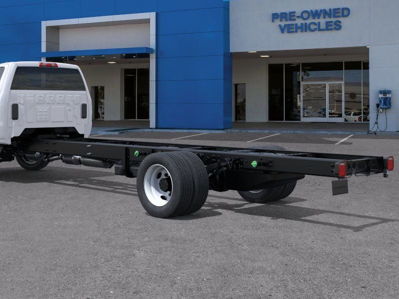 2025 Chevrolet Silverado 6500 HD Work Truck