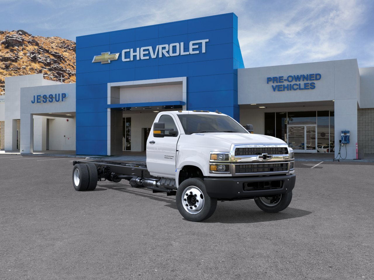 2025 Chevrolet Silverado 6500 HD Work Truck