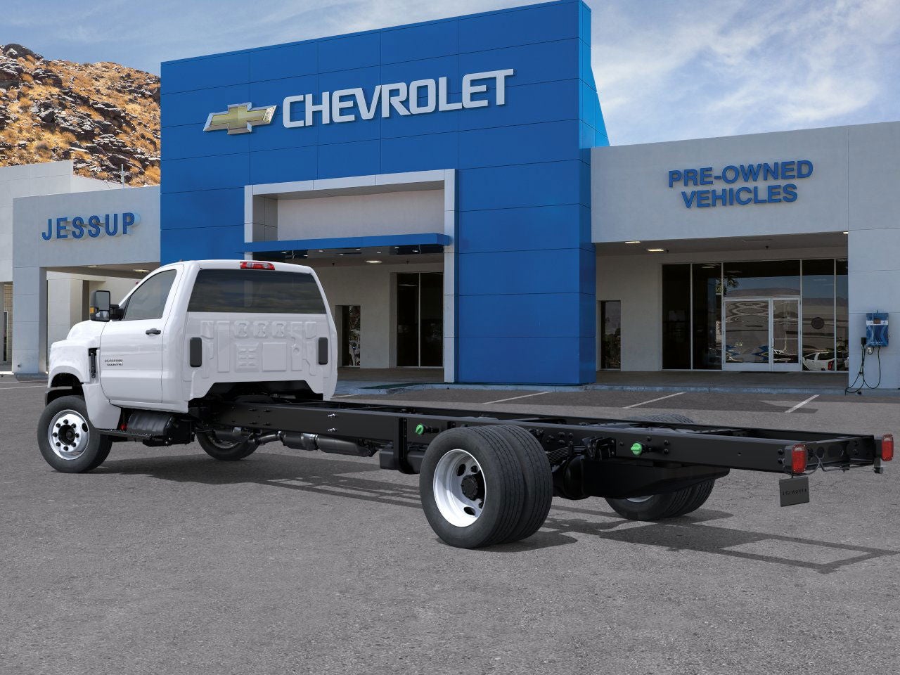 2025 Chevrolet Silverado 6500 HD Work Truck