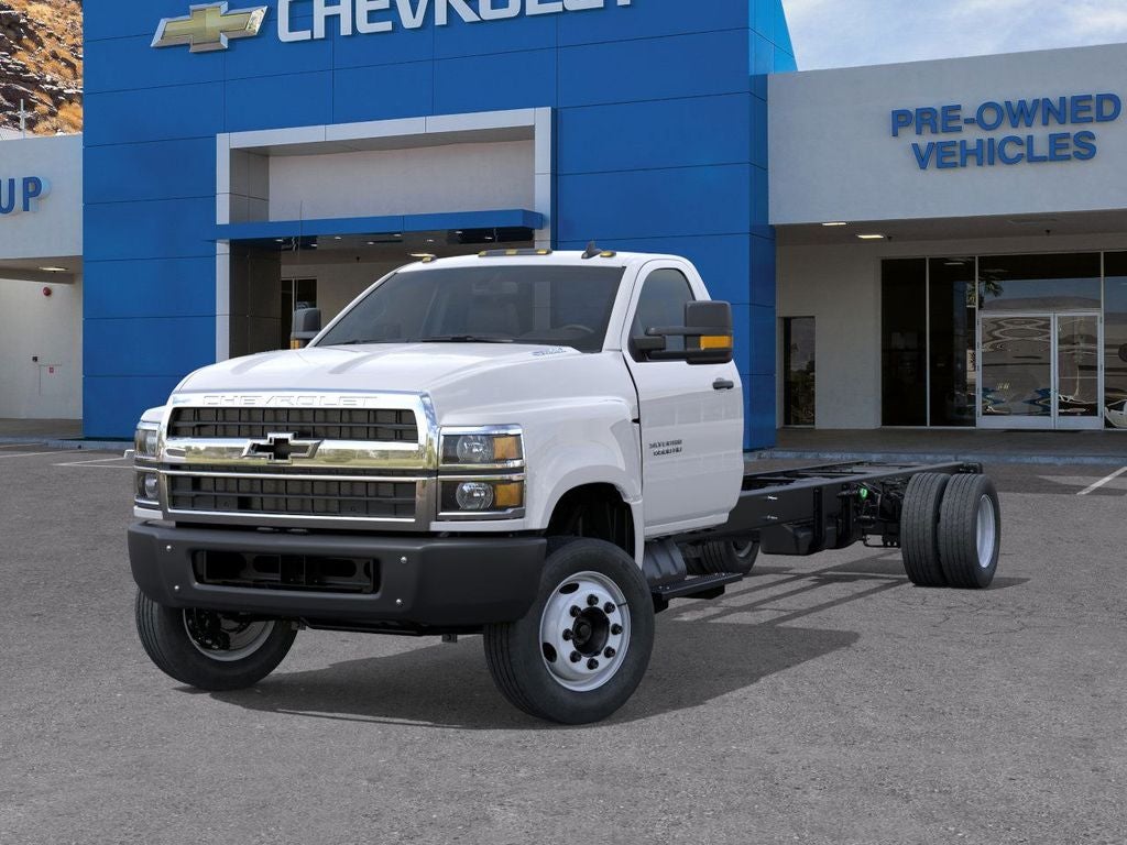 2025 Chevrolet Silverado 6500 HD Work Truck